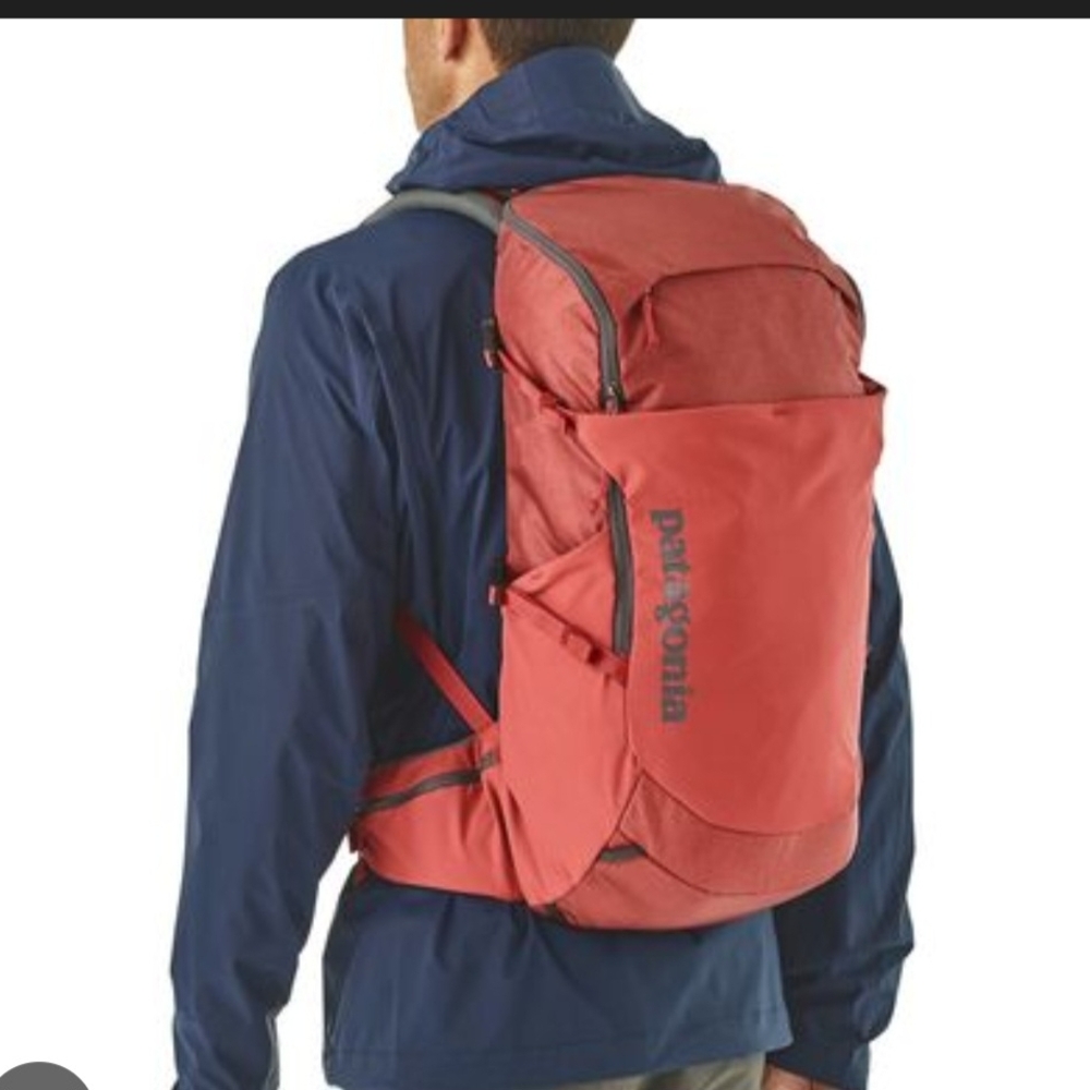 Patagonia Red Men's Daypack Backpack - Picture 2 of 8